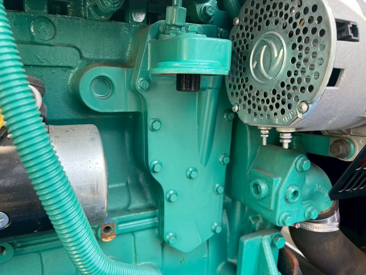 潤滑油フィルターの取り外し