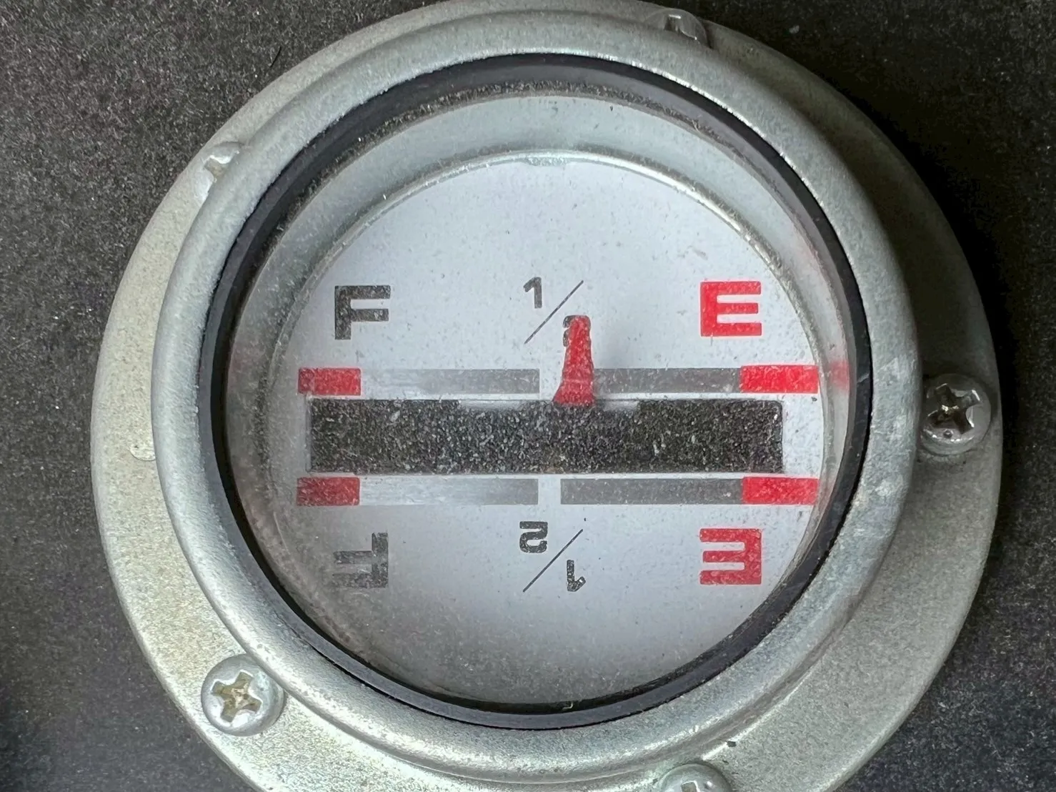 試験後の燃料計