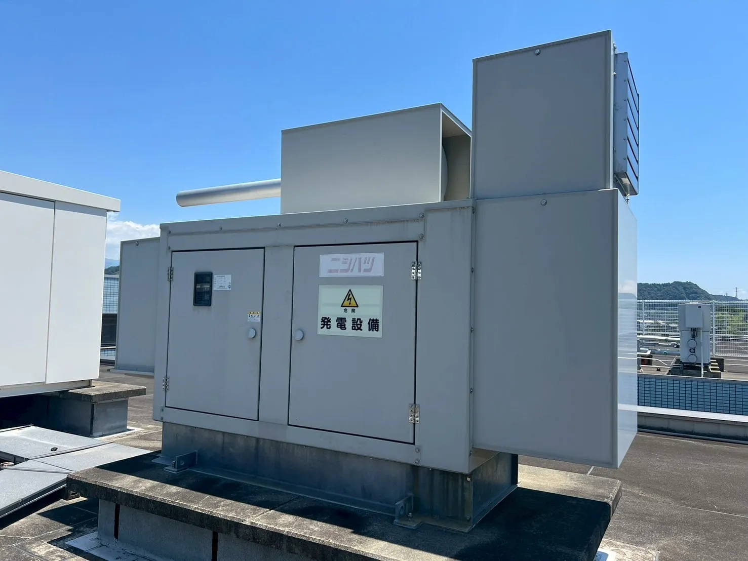 負荷試験を実施した発電機の外観