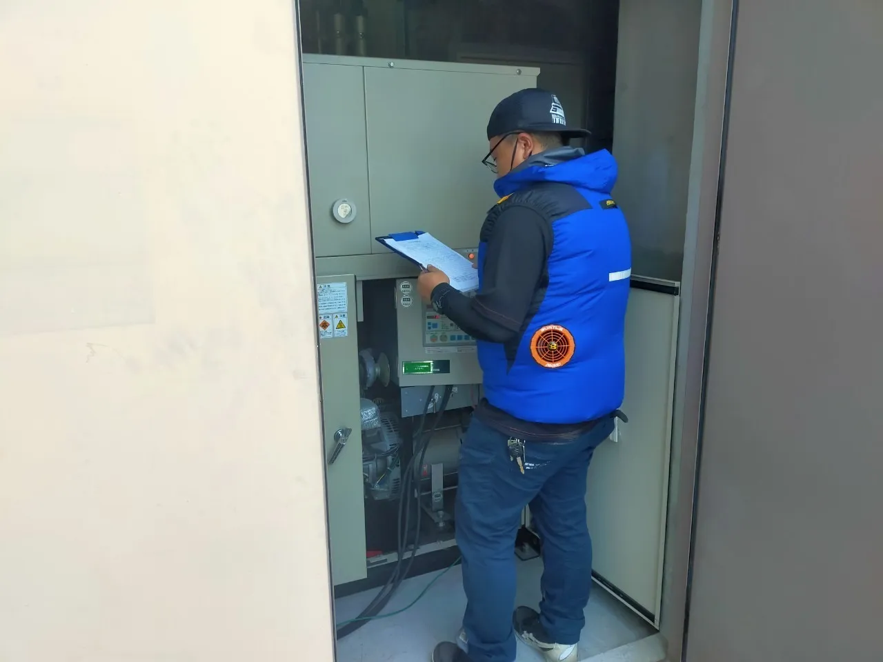 非常用発電機の届出|消防・電気・燃料・ばい煙の確認事項